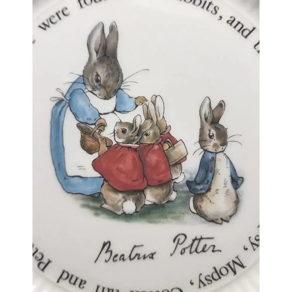 Wedgwood Etruria & Barlaston Beatrix‎ Potter Peter Rabbit 4 Little Rabbits Plate